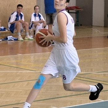 
                                Basketbalistky na turnaji v Mohelnici vybojovaly zlato. FOTO: Martin Peřina
                                    