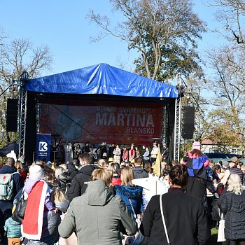 
                                Nedělní program v zámeckém parku. FOTO: Michal Záboj
                                    