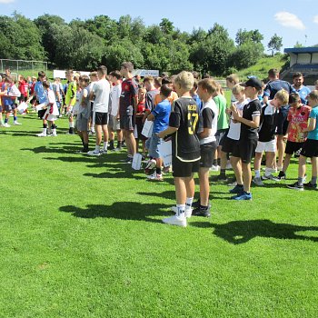 
                                Na hřišti v Údolní ulici se v sobotu 22. června odehrál 5. ročník Mezinárodního turnaje mladších žáků v kopané. FOTO: Karel Ťoupek
                                    