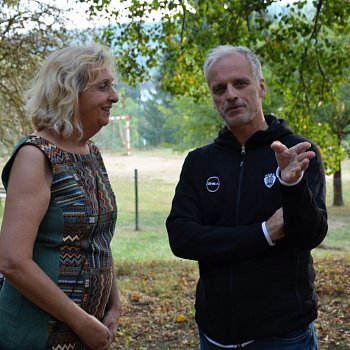 
                                Slavnostní otevření altánku v Salmově ulici. FOTO: Zdenka Bramborová
                                    