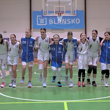 
                                Basketbalistky U14 BK Blansko vybojovaly vítězství. FOTO: archiv pořadatelů
                                    