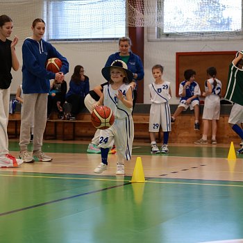 
                                Vánoční basketbalový turnaj. FOTO: archiv BK Blansko
                                    