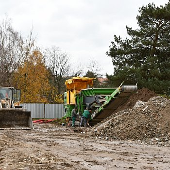 
                                Demolice bývalých lázní. FOTO: Michal Záboj
                                    