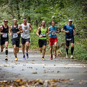 
                                Blansko ožilo tradičním Půlmaratonem Moravským krasem. FOTO: Juraj Kožiak
                                    