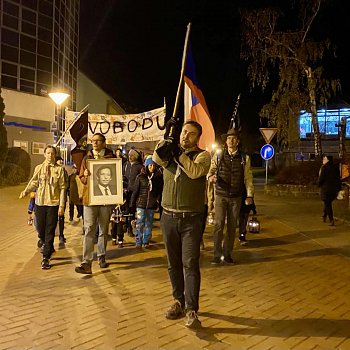 
                                Blanenští skauti uspořádali symbolický Pochod světel. FOTO: Pavla Komárková
                                    