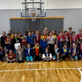 
                                Basketbalisté U10 BBK Blansko se zúčastnili utkání začínajících basketbalistů. FOTO: archiv pořadatelů
                                    