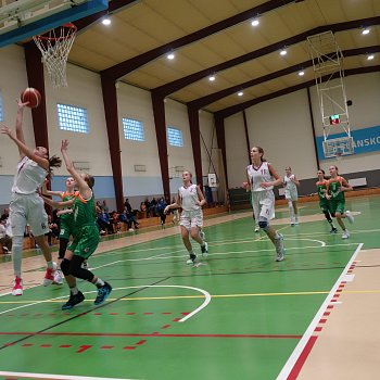 
                                Adéla Černá Žákovská liga U14 BK Blansko - Žabiny. FOTO: archiv klubu
                                    