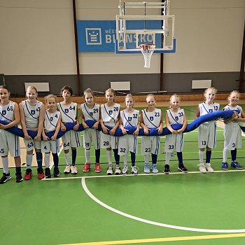 
                                Nejmenší basketbalistky úspěšně zahájily sezónu. FOTO: archiv pořadatelů
                                    