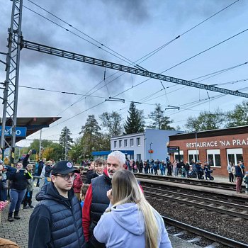 
                                Do Blanska historický parní vlak. FOTO: Soňa Krátká
                                    