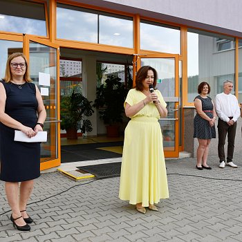 
                                Zahájení nového školního roku v ZŠ Salmova. FOTO: Michal Záboj
                                    