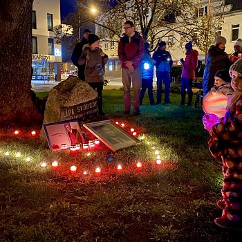 
                                Blanenští skauti uspořádali symbolický Pochod světel. FOTO: Pavla Komárková
                                    