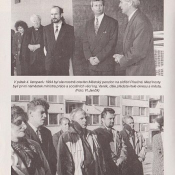 
                                Zpravodaj na konci roku 1994 přinesl také fotografie ze slavnostního otevření domu. FOTO: archiv města Blanska
                                    