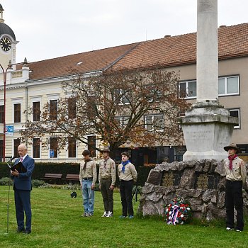 
                                Blansko s připomnělo Den vzniku samostatného československého státu. FOTO: Michal Záboj
                                    