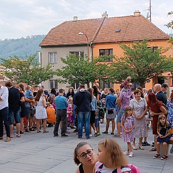 
                                První den nového školního roku v ZŠ TGM: FOTO: Soňa Krátká
                                    