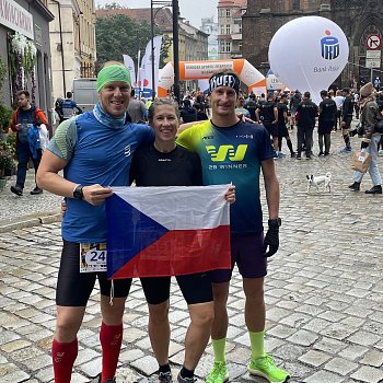 
                                Blanenští běžci se zúčastnili půlmaratonu v polské Legnici. FOTO: archiv Michala Kršky
                                    