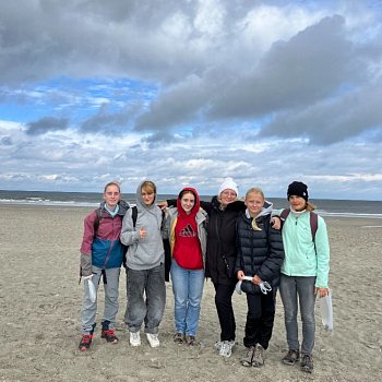 
                                Studenti blanenského gymnázia vyrazili na ostrov Langeoog. FOTO: archiv školy
                                    