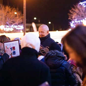 
                                Rozsvícení vánočního stromu na náměstí Republiky. FOTO: Kultura Blansko
                                    