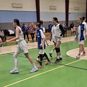 
                                Basketbalistky U14 BK Blansko vybojovaly vítězství. FOTO: archiv pořadatelů
                                    