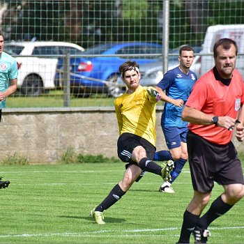 
                                Fotbalisté FK Blansko se utkali s Bohdalicemi a zvítězila 3:0. FOTO: Josef Kratochvil
                                    