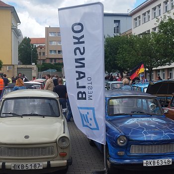 
                                O víkendu se konal již 16. ročník setkání a výstavy vozidel Trabant. FOTO: Jan Žanek Šustáček
                                    