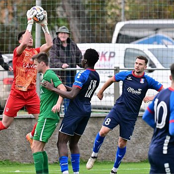 
                                Fotbalisté FK Blansko porazili FC Hlučín 2:1. FOTO: Josef Kratochvil
                                    