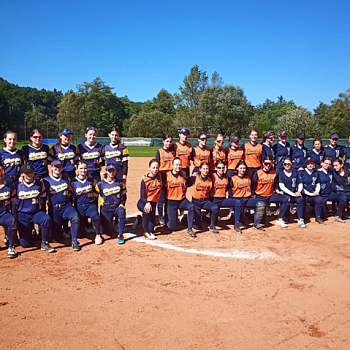 
                                Softballové juniorky klubu Olympia Blansko obhájily prvenství v Lize Juniorek. FOTO: Archiv pořadatelů
                                    