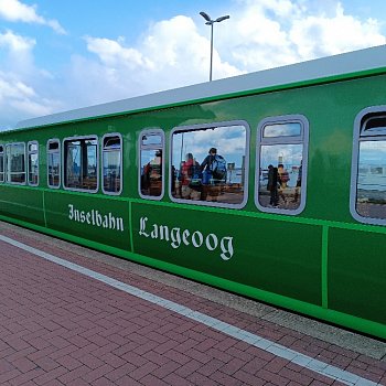 
                                Studenti blanenského gymnázia vyrazili na ostrov Langeoog. FOTO: archiv školy
                                    