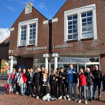 
                                Studenti blanenského gymnázia vyrazili na ostrov Langeoog. FOTO: archiv školy
                                    